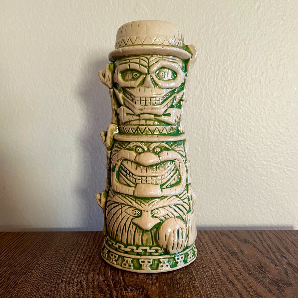 Trader Sam’s Hitchhiking Ghost Tiki Mug